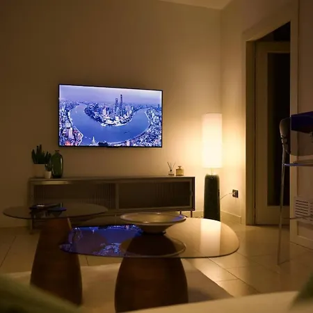 Cromo Apartment *