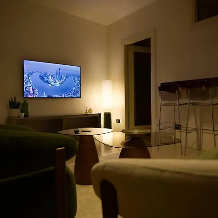 Cromo Apartment